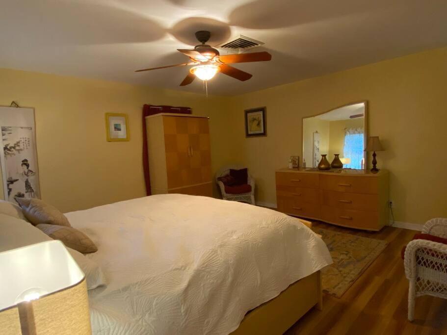One Bed Suite Near Beaches And Downtown Сарасота Екстериор снимка